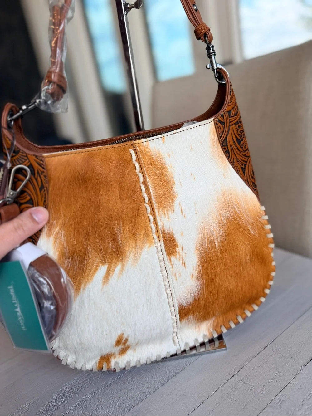 Trinity Ranch Cowhide ＆ Tooled Leather Hobo Crossbody Bag Brown
